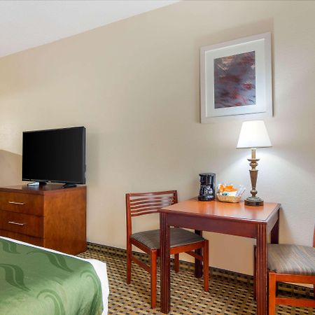 Quality Inn & Suites Decatur - Atlanta East Літонія Екстер'єр фото