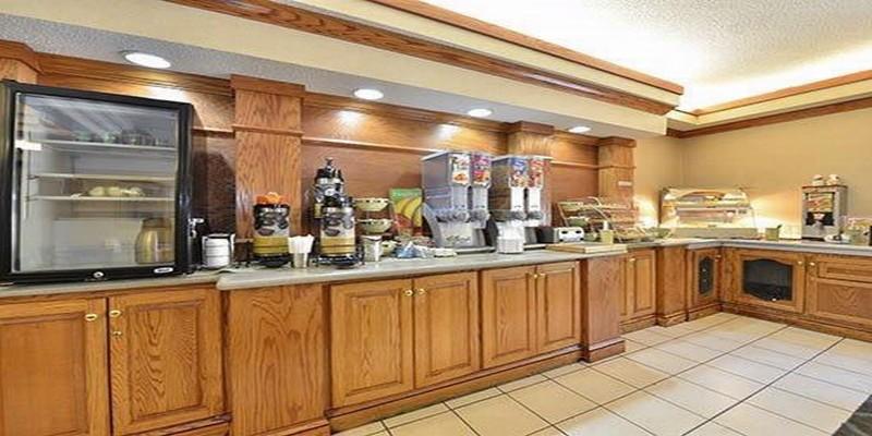 Quality Inn & Suites Decatur - Atlanta East Літонія Екстер'єр фото